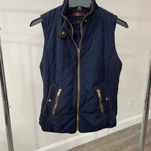 Zara vest size M